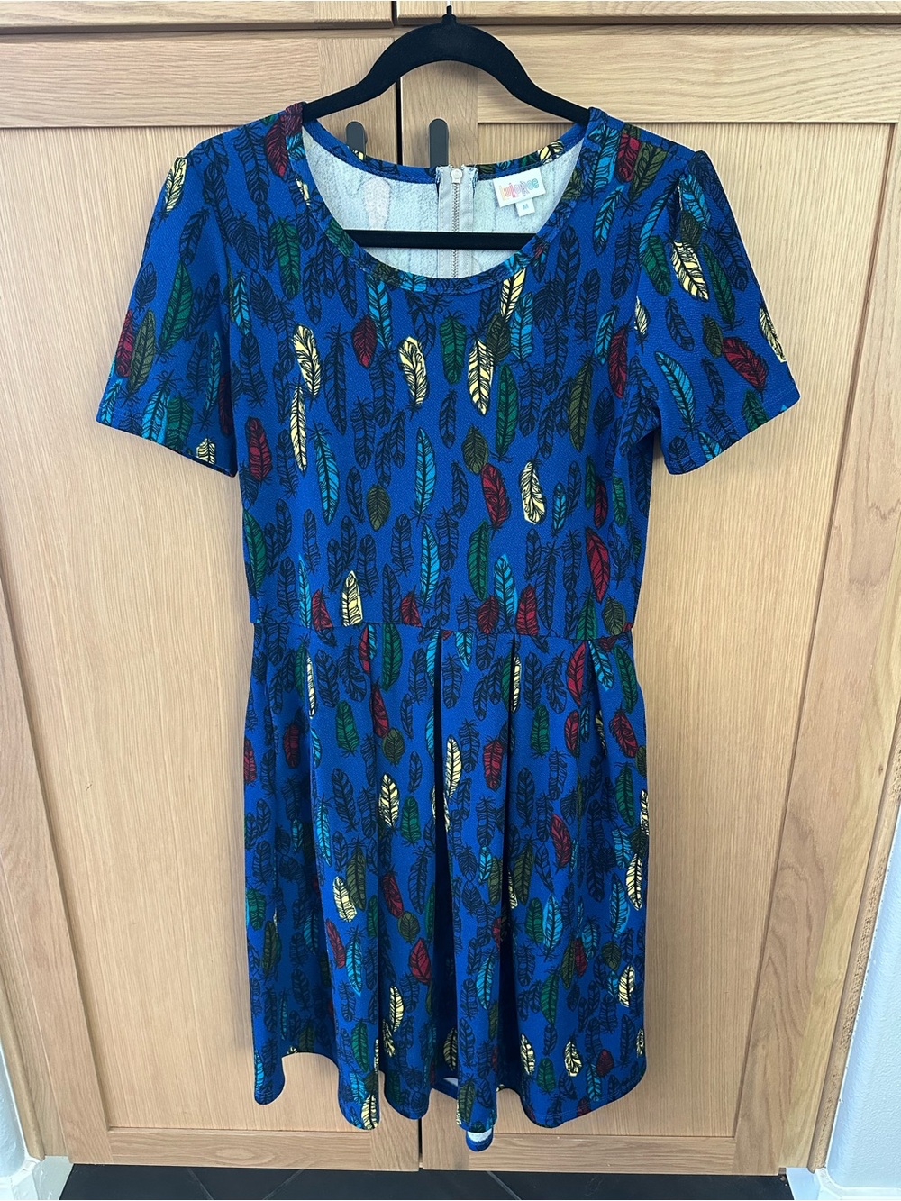 Lularoe Blue Feather Print Short Sleeve Dress